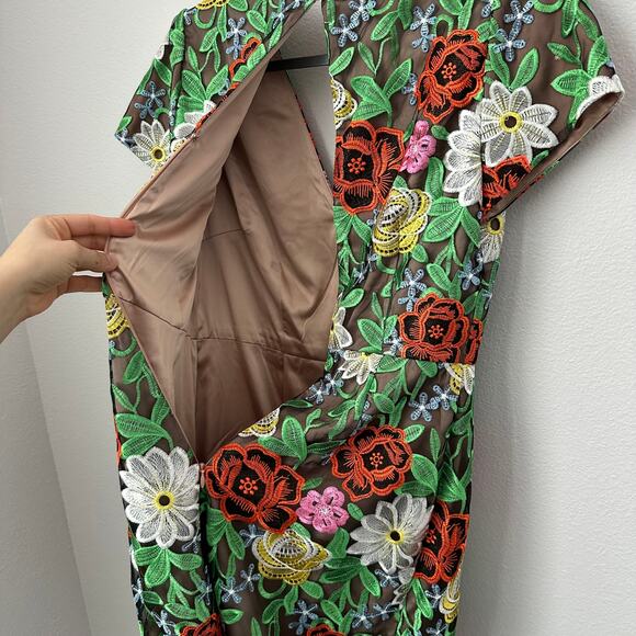 Milly Atalie Embroidered Bouquet Floral Minidress Size Small - Picture 8 of 10